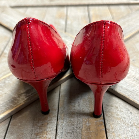 Red High Heels Size 6.5 - Picture 3 of 3